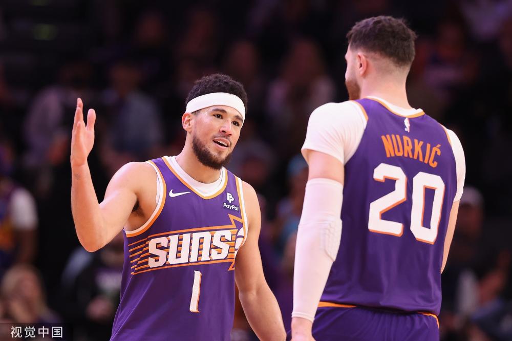 西蒙斯保持 西蒙斯保持